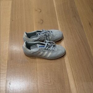 Light Gray / Blue Samba Suede  Sneaker - Classic Low-Top